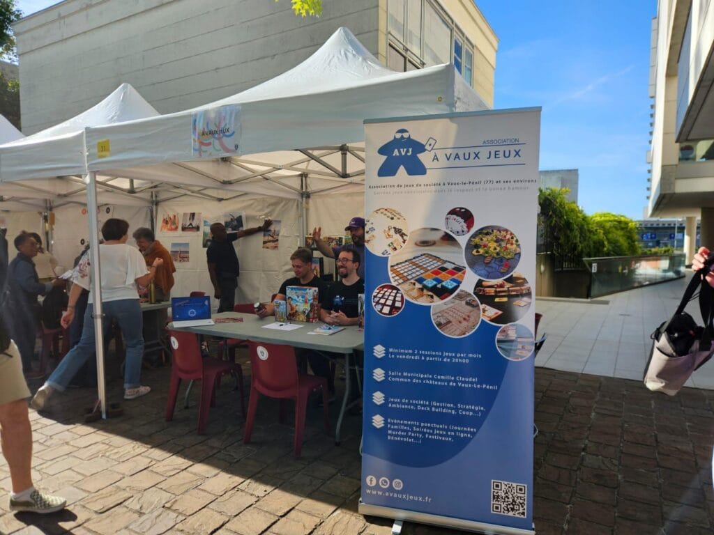 Stand À VAUX JEUX au Forum des associations de Melun