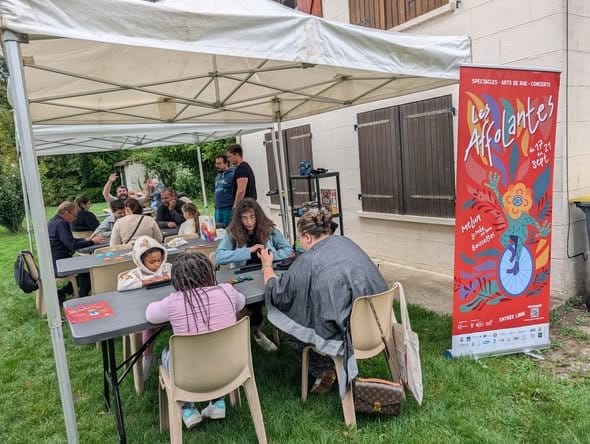 Stand jeux de société d'À VAUX JEUX au festival Les Affolantes, au Mée-sur-Seine